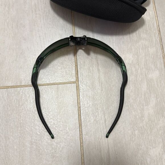 New limited Oakley sunglasses green
